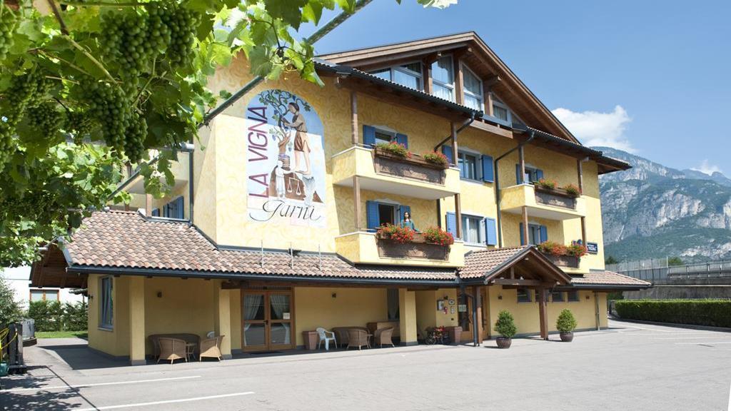 Hotel Garni La Vigna - Adult Friendly San Michele all'Adige Luaran gambar