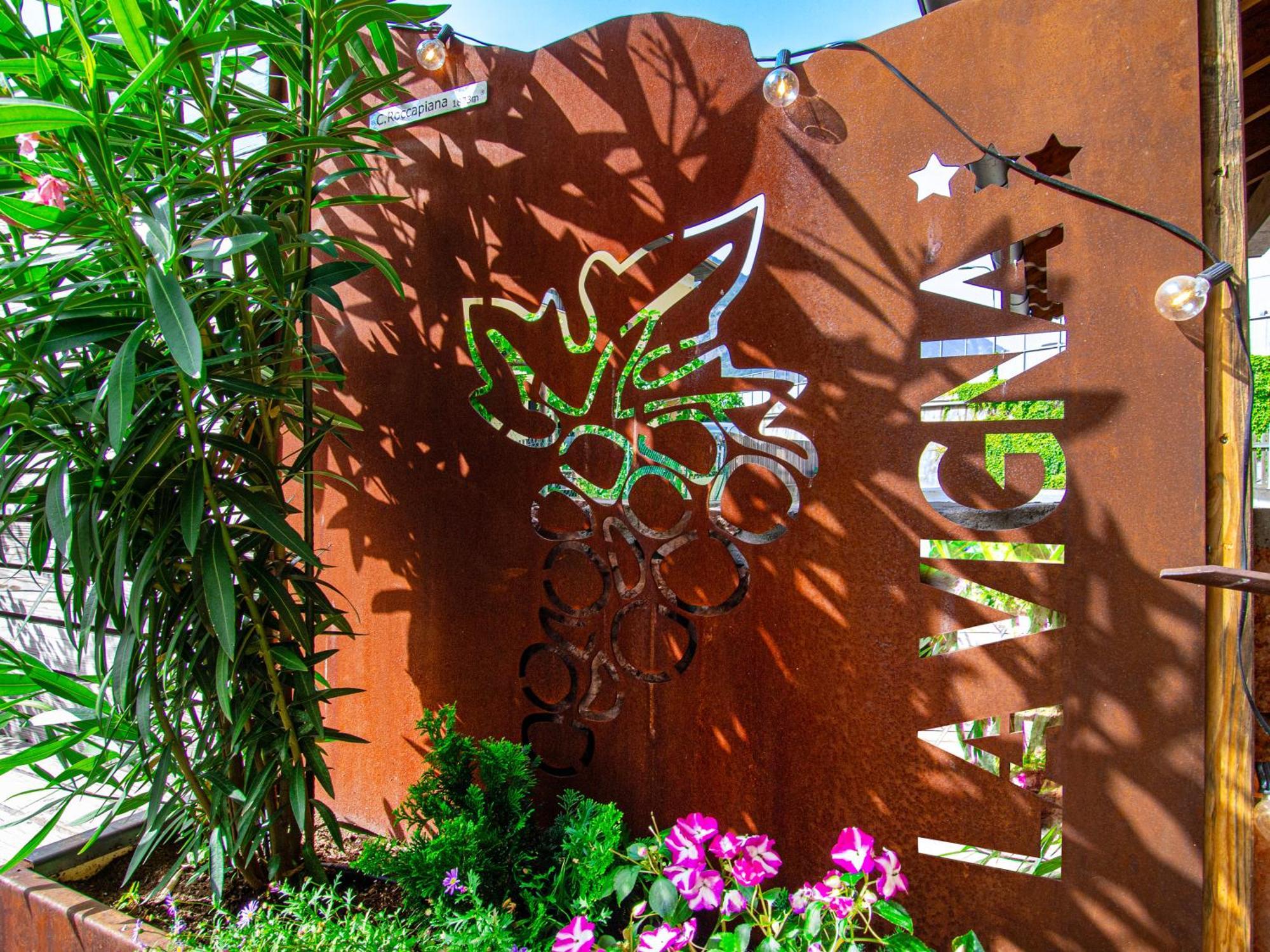 Hotel Garni La Vigna - Adult Friendly San Michele all'Adige Luaran gambar